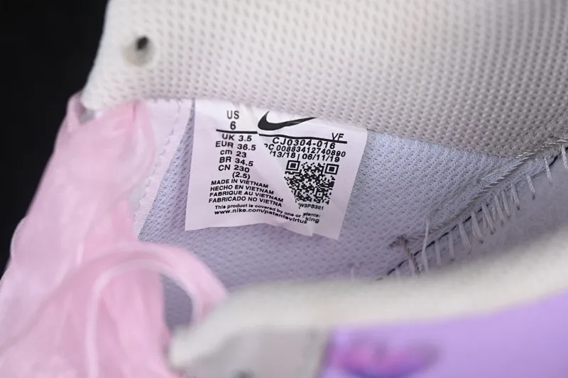 All categories Nk Air Force 1 Air Force series Nk Air Force 1 Low Air Force low-top Nike Air Force 1'07 Low Hand-painted graffiti Pink and purple butterfly language Air Force 1 low-top casual sneakers CJ0304-160